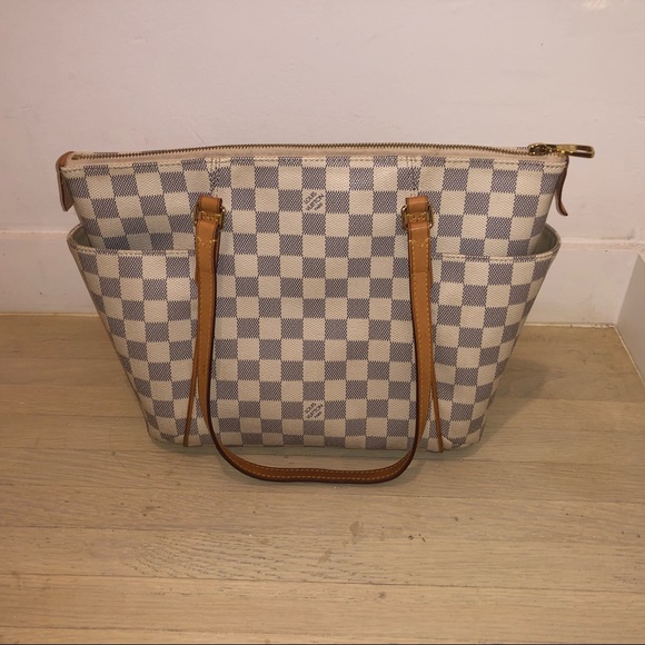 Louis Vuitton totally PM in Azur Damier - Picture 11 of 13